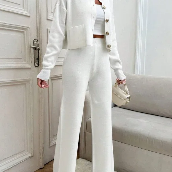 White Casual Women's Metallic Button Polo Collar Knit Cardigan & Sweater - Picture 1 of 6